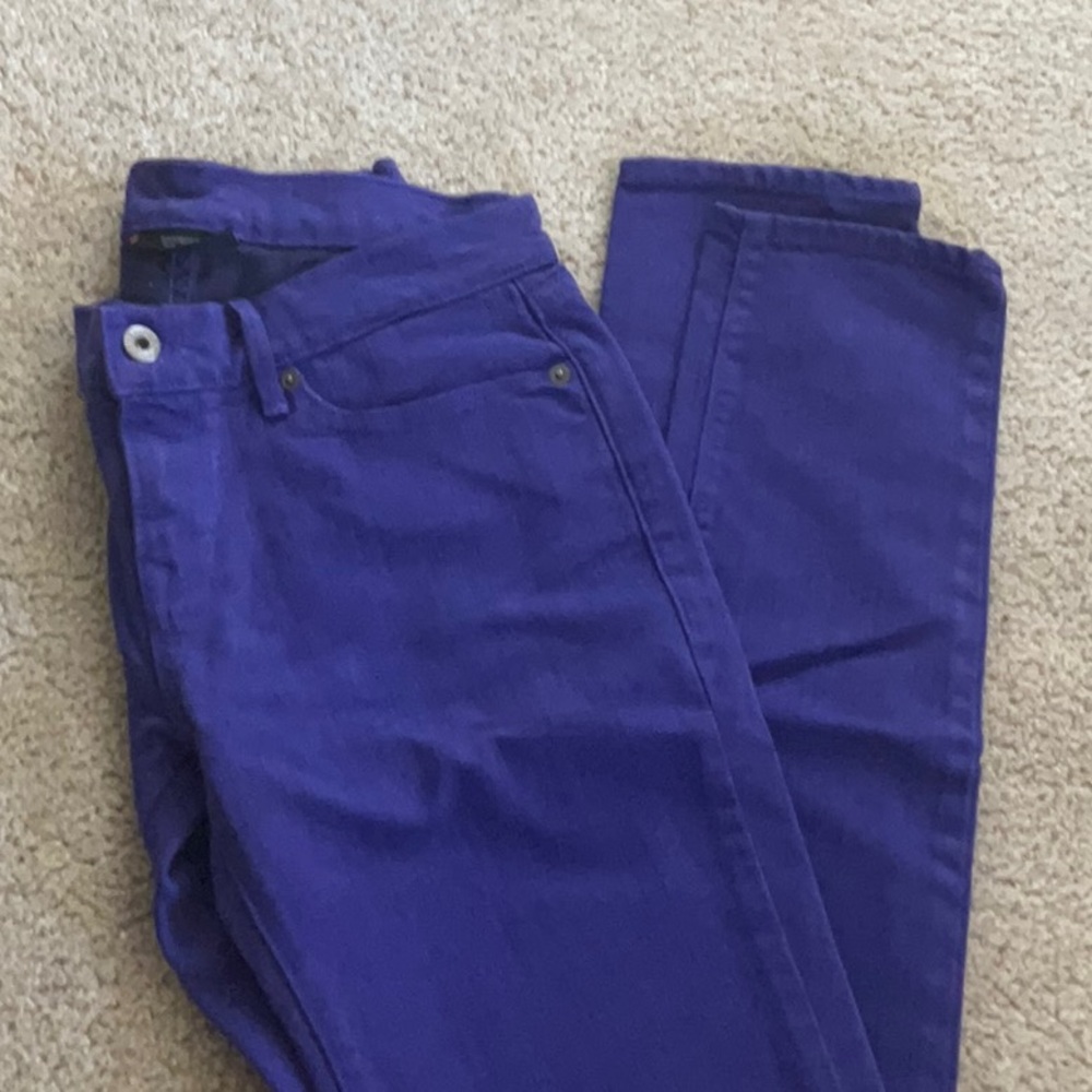 Levi’s purple jeans, size 28
